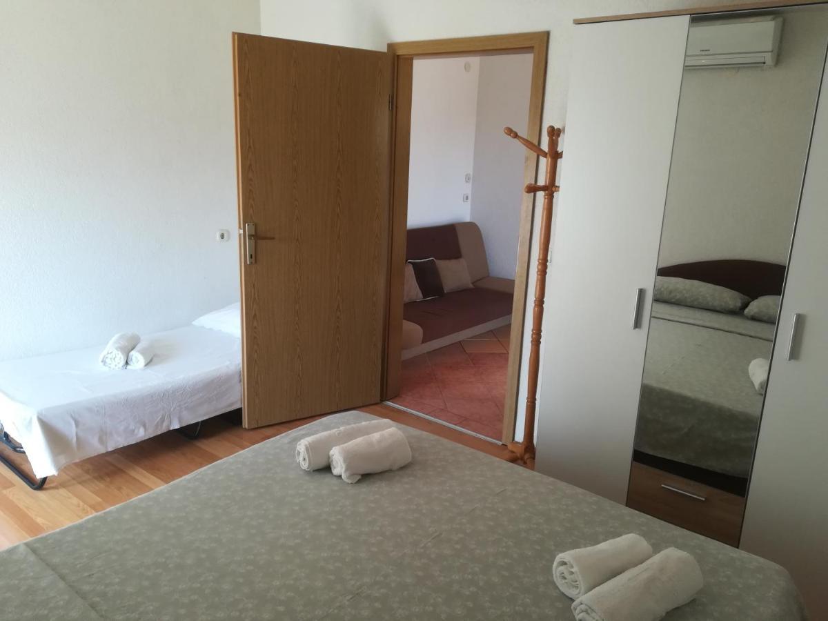 Apartman Lidija Ciovo Trogir Extérieur photo