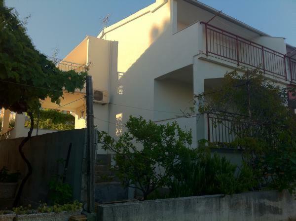 Apartman Lidija Ciovo Trogir Extérieur photo
