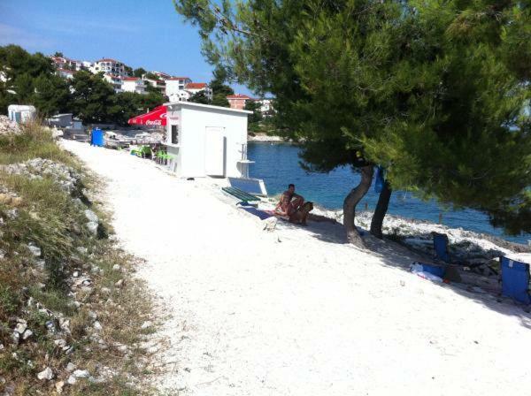 Apartman Lidija Ciovo Trogir Extérieur photo